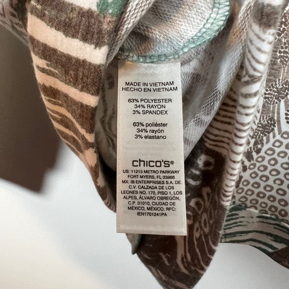 Weekends by Chico's Ray Graph Top 1 M Long Sleeve Printed Casual Alpine Green - Picture 9 of 10